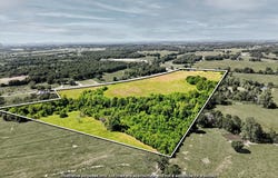530 S Dade 215, Everton, MO 65646