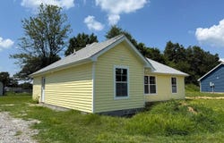1608 Parkview Dr, Leitchfield, KY 42754