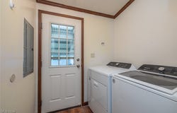 19 Pageant Lane, Olmsted Twp, OH 44138