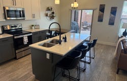 560 N VENTURA Ln, Washington, UT 84780