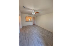 412 Azurite Dr, Jarrell, TX 76537