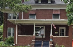 1008 Cedar Street, Galesburg, IL 61401