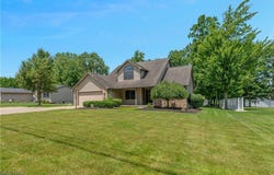 230 Clingan Road, Struthers, OH 44471