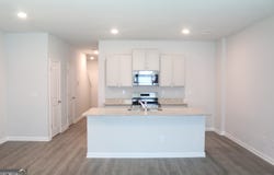 135 RED OAK, Milledgeville, GA 31061
