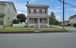 9 W MARKET STREET, MYERSTOWN, PA 17067