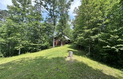 816 Flat Road, Campton, KY 41301