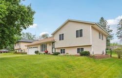 8781 77th Street S, Cottage Grove, MN 55016