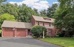 25 Evergreen Dr, Bridgewater, MA 02324