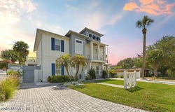 427 N 6TH Street, Jacksonville Beach, FL 32250