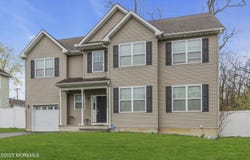 89 Orchard Street, Freehold, NJ 07728
