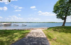 2904 Le Homme Dieu View NE, Alexandria, MN 56308