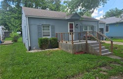 902 E Wea Street, Paola, KS 66071
