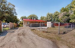 30 Camino De Los Chavez, Belen, NM 87002