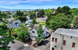 1609 F Street, Bellingham, WA 98225