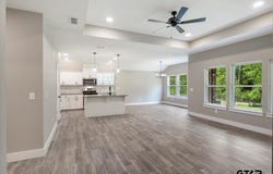 16226 Crossing Circle, Lindale, TX 75771