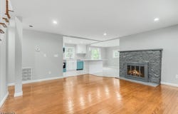 7 Mondamin Rd, Vernon Twp., NJ 07422-1418