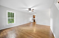 224 East Higgins Street, Midway, KY 40347