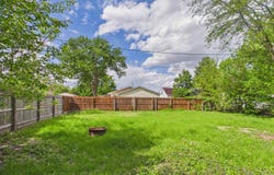 811 6th Avenue E, Oskaloosa, IA 52577