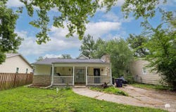 1970 Lincoln Drive, Manhattan, KS 66502