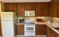 6119 Oakwood Circle, North Ridgeville, OH 44039
