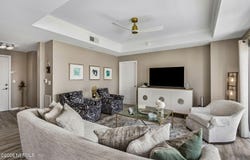 400 E BAY Street, Jacksonville, FL 32202