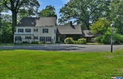 66 Thunderhead Place, Mahwah, NJ 07430