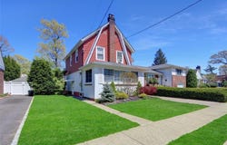 273 E Beverly Parkway, Valley Stream, NY 11580