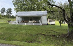 2223 Sugar Creek Road, Laurel Bloomery, TN 37680