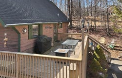 140 Timber Ridge Circle, Greentown, PA 18426