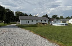 6095 W 1900 N, Elwood, IN 46036