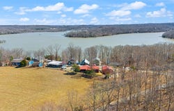 49 Reynolds Road, Bee Spring, KY 42207