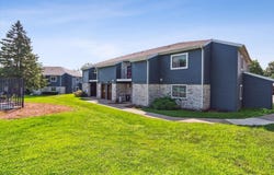 1406 Whispering Pines Way, Fitchburg, WI 53713