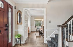 8 Beech Street, Garden City, NY 11530