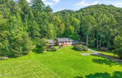 745 Blockhouse Valley Rd, Clinton, TN 37716