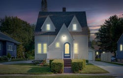 335 W 2nd St, Oconomowoc, WI 53066