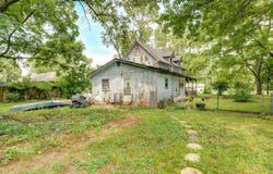 204 E Odell Street, Marionville, MO 65705