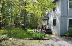 32 CHERRY, MOUNT JACKSON, VA 22842