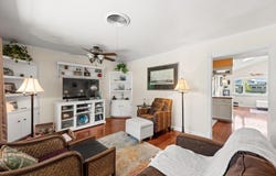 3202 Whiteway DR, Austin, TX 78757