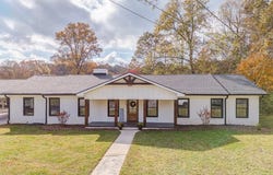 924 Stoneleigh Road, DALTON, GA 30720