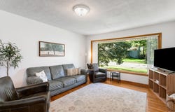 415 Ostemo Place, South Bend, IN 46617-1021