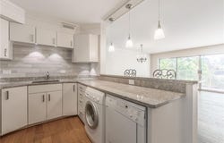 310 W 49th Street, Kansas City, MO 64112
