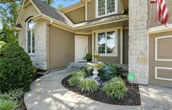 14821 W 74th Street, Shawnee, KS 66216