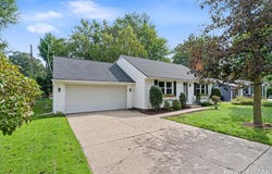 103 Birchwood Avenue, Holland, MI 49423