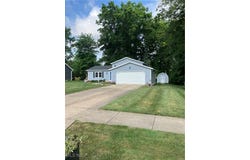 9589 Brayes Manor Drive, Mentor, OH 44060