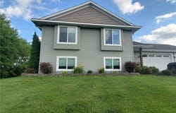 822 Deer Path, Montgomery, MN 56069