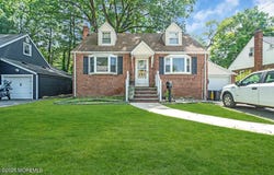 352 Birchwood Road, New Milford, NJ 07646