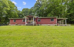 5895 Swartz Mill Road SE, Sugar Grove, OH 43155