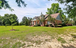 100 Willow Oaks Drive, Headland, AL 36345