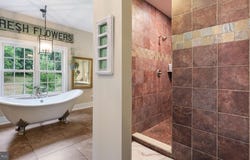6 DOROTHY CIRCLE, ROYERSFORD, PA 19468