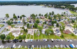 9945 N Marine Key Drive, Syracuse, IN 46567